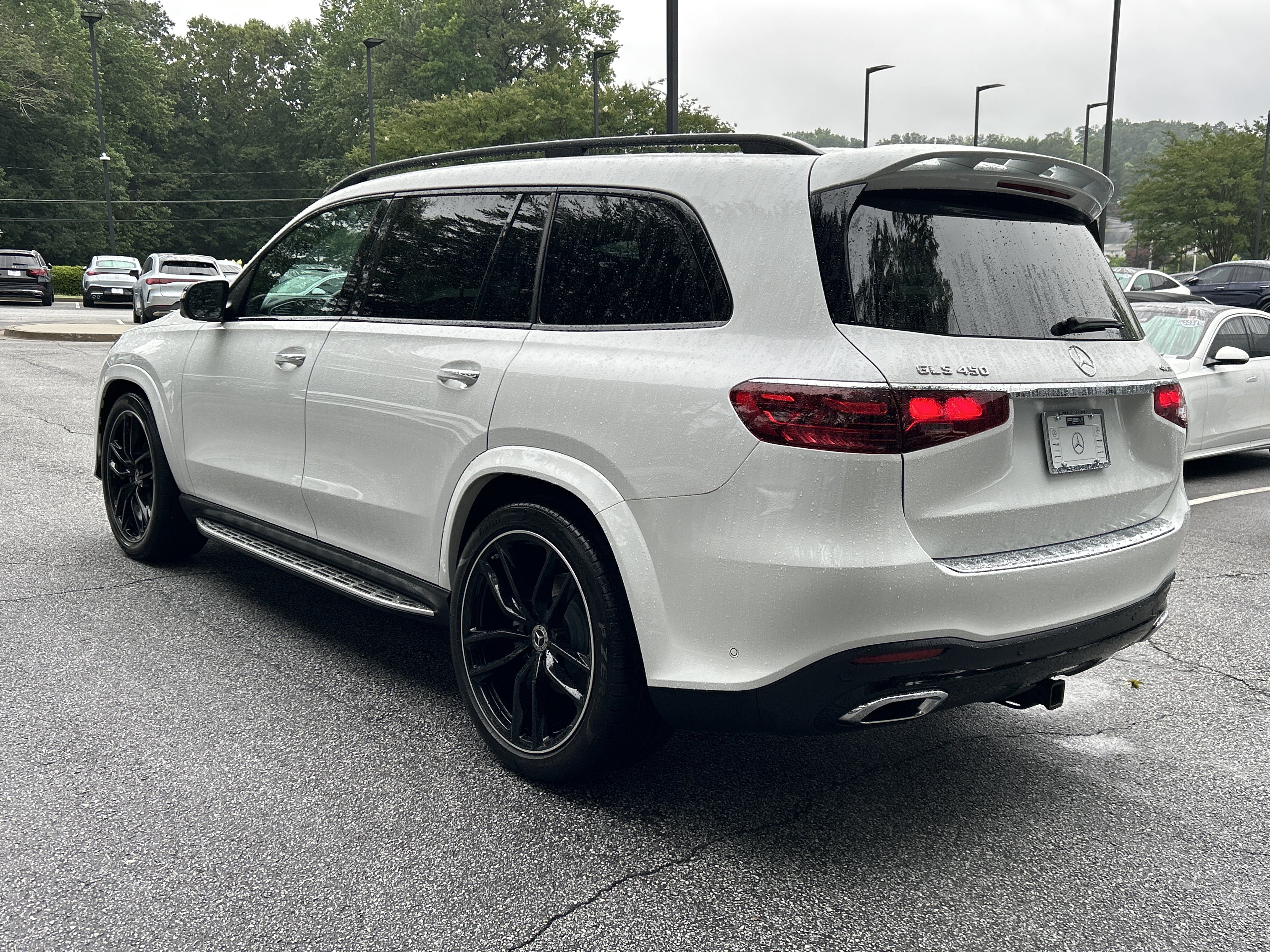 Certified Used 2025 MANUFAKTUR Moonlight White Metallic Mercedes-Benz GLS 450 4MATIC® SUV image 15