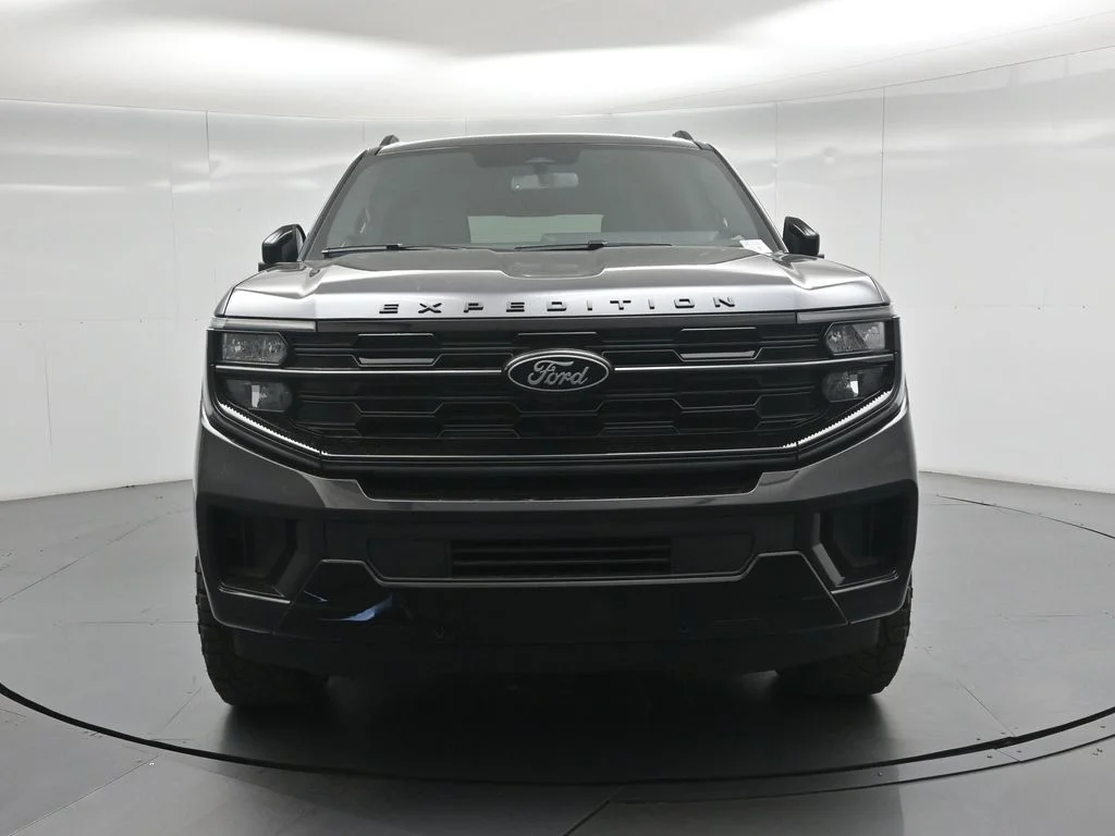 New 2026 Dark Matter Gray Metallic Ford Platinum image 51