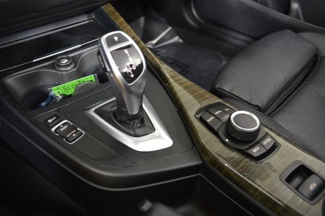 Used 2016 Silver BMW xDrive image 41