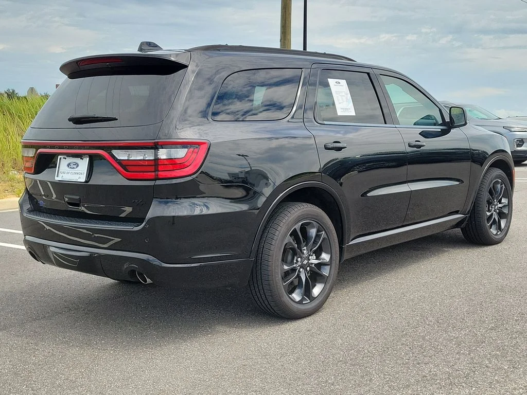 Used 2023 DB Black Clearcoat Dodge R/T Plus image 5