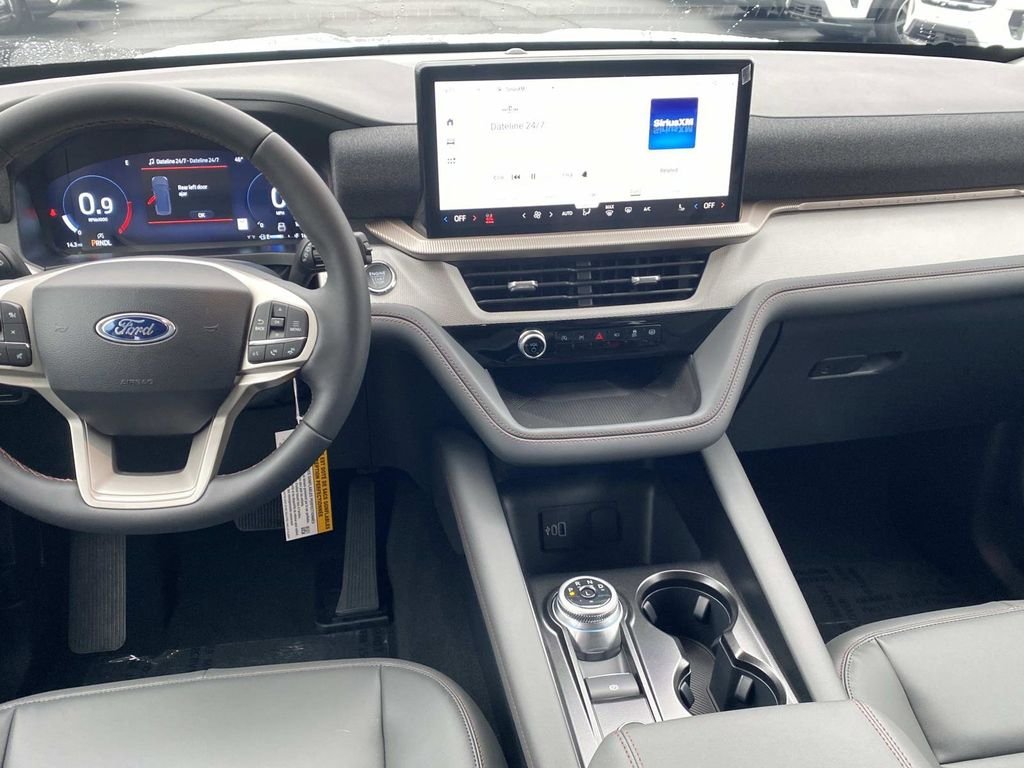 New 2026 Space White Metallic Ford Active image 11