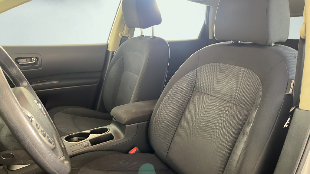 2013 Nissan Rogue S - Photo 35