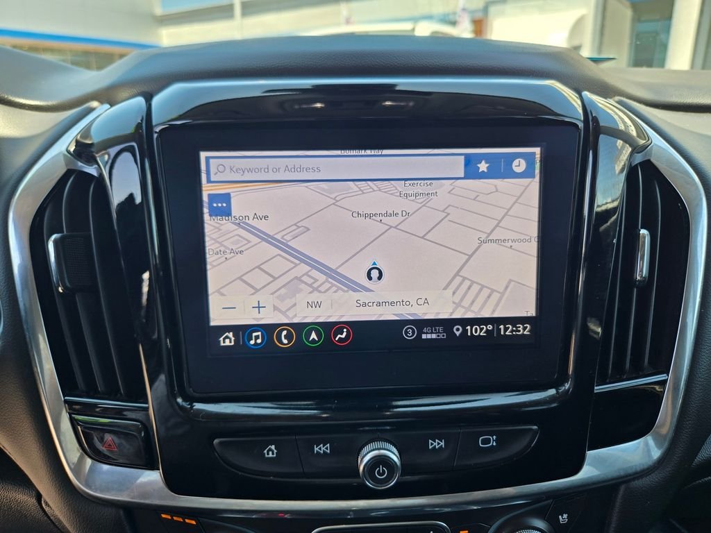 Used 2021 Black Chevrolet Premier image 17