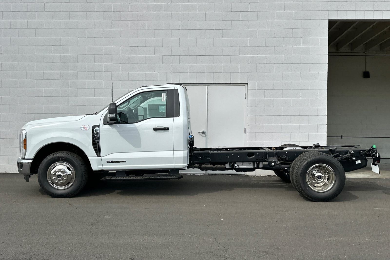New 2026 White Ford XL image 6