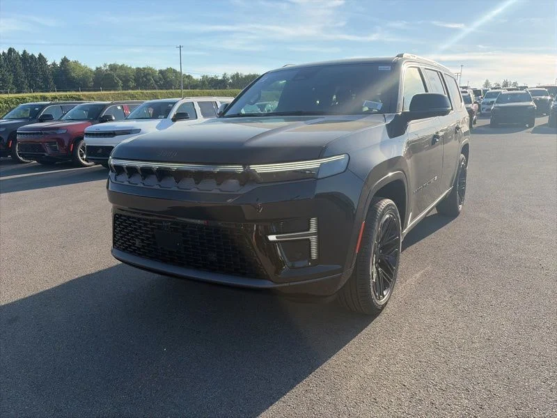 New 2026 High Gloss Black Exterior Paint Jeep Limited Reserve image 11