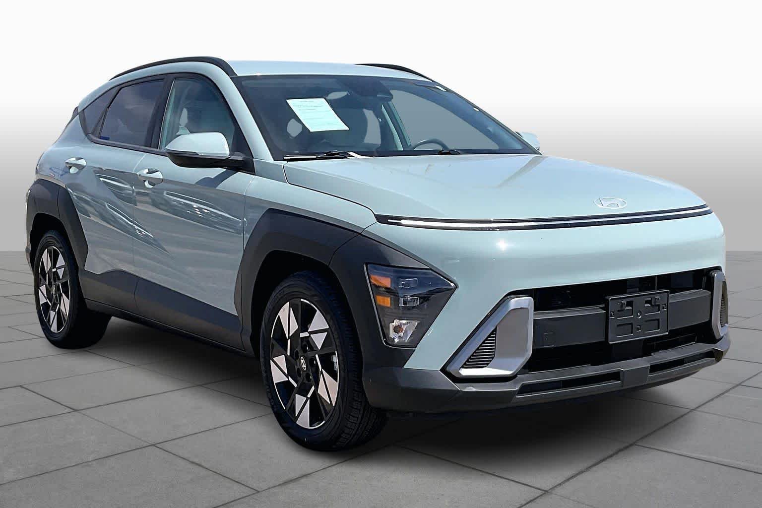 Used 2025 Mirage Green Hyundai SEL image 3