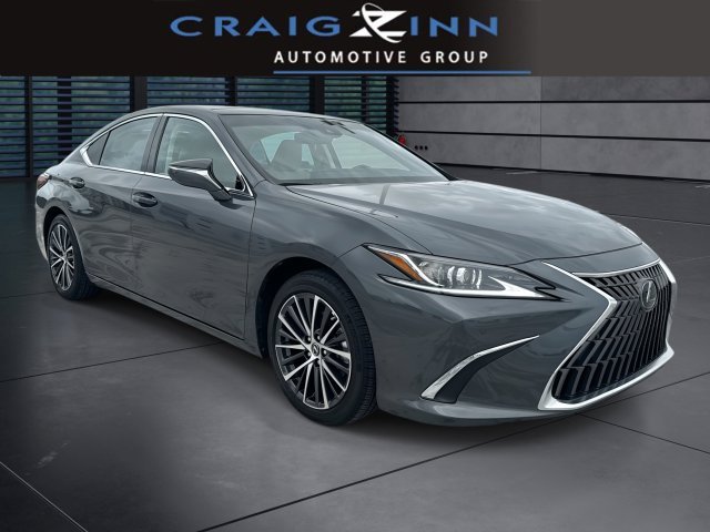 2025 Lexus ES