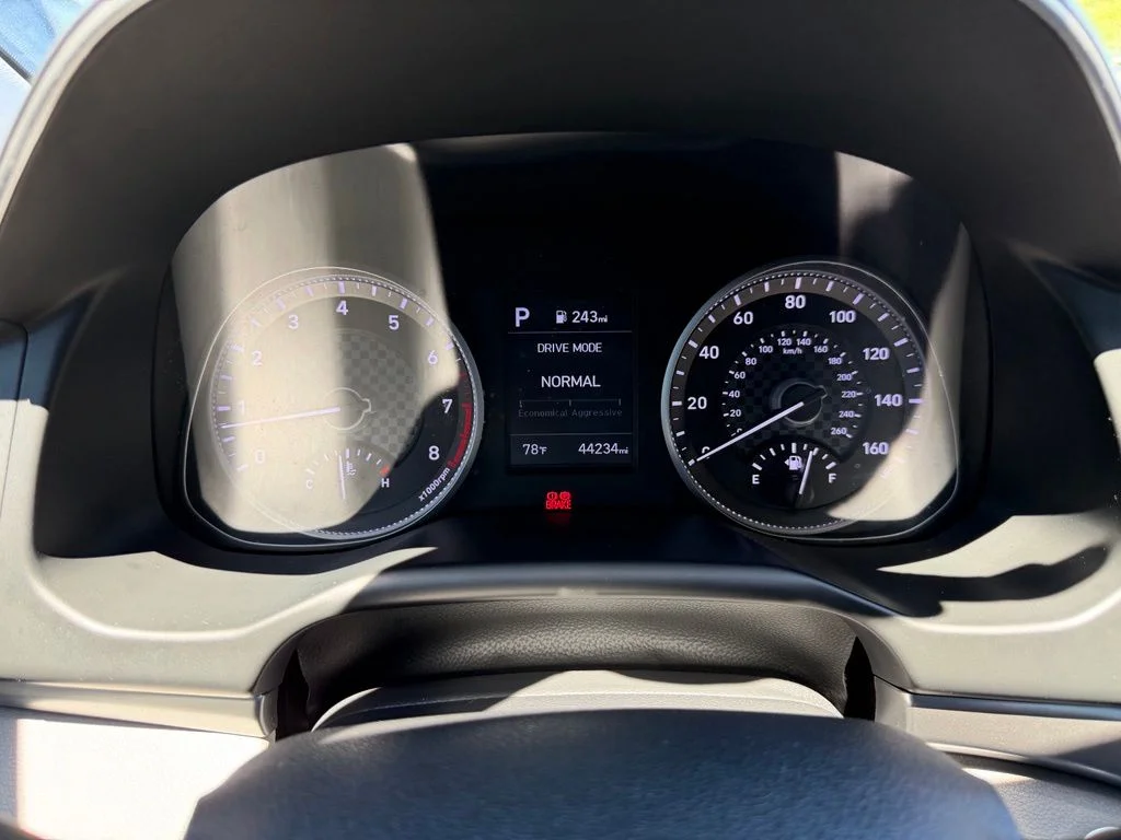 Used 2020 Fluid Metal Hyundai Value Edition image 19