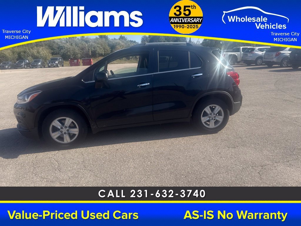 Used 2017 Chevrolet Trax LT with VIN 3GNCJLSB6HL286789 for sale in Traverse City, MI