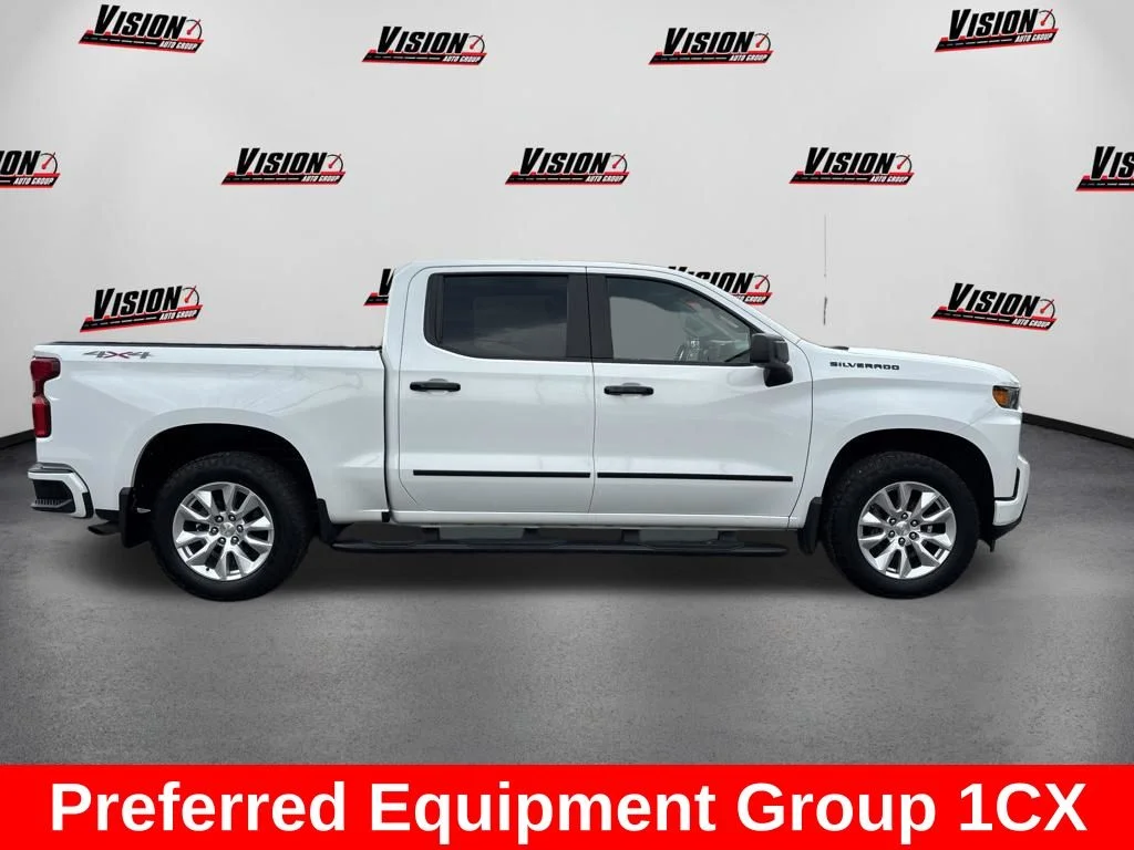 Used 2021 White Chevrolet Custom image 4