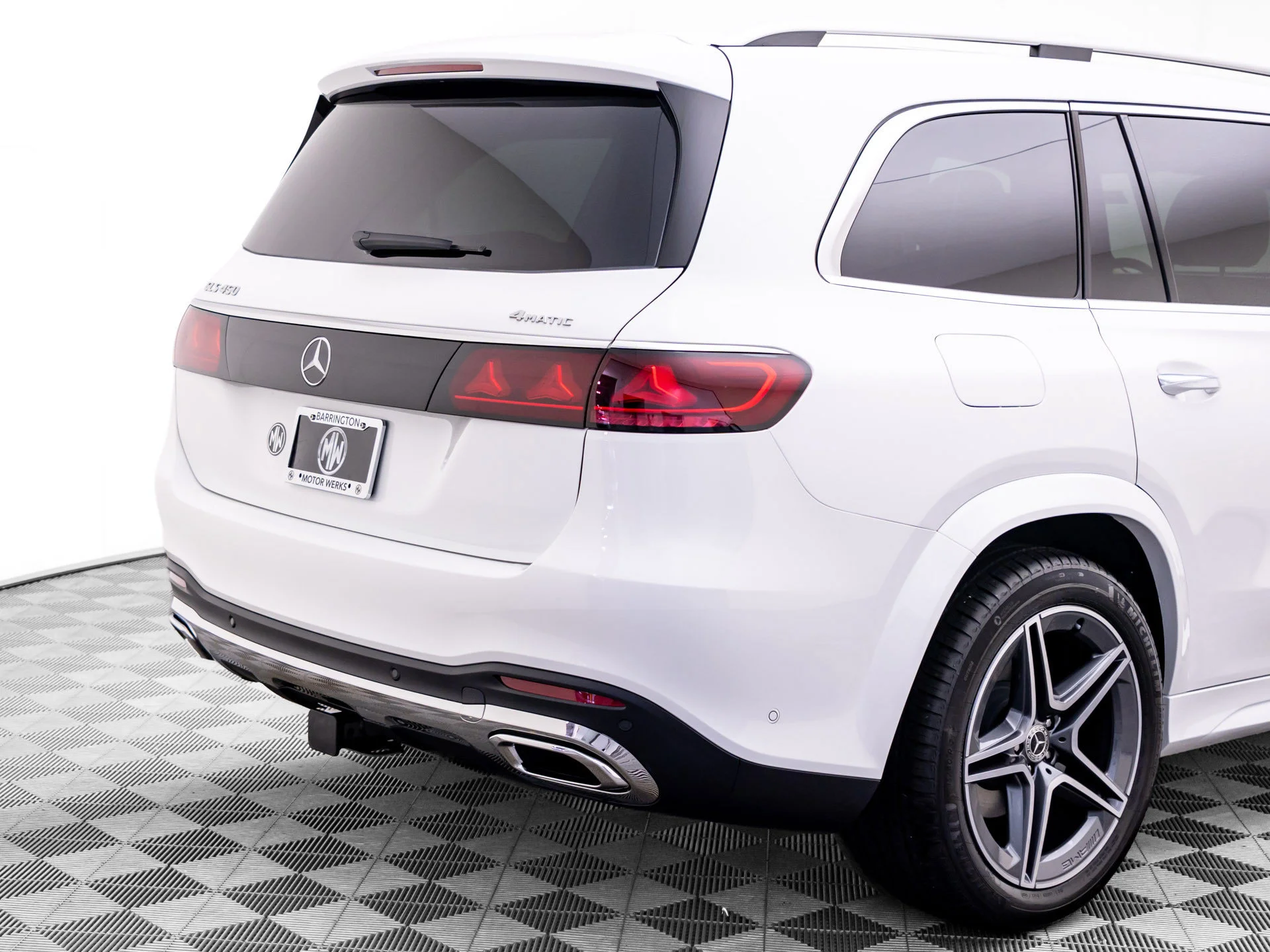 New 2027 White Mercedes-Benz GLS 450 image 42