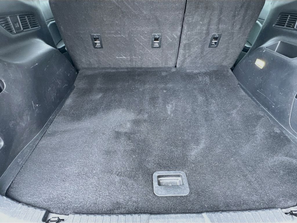 Used 2016 White Ford SEL image 28