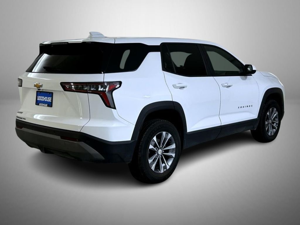 Used 2025 White Chevrolet LT image 5