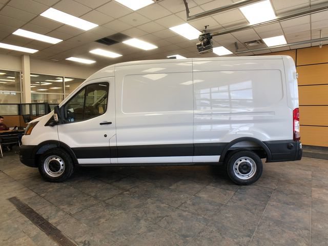 New 2026 Oxford White Ford T250 image 4