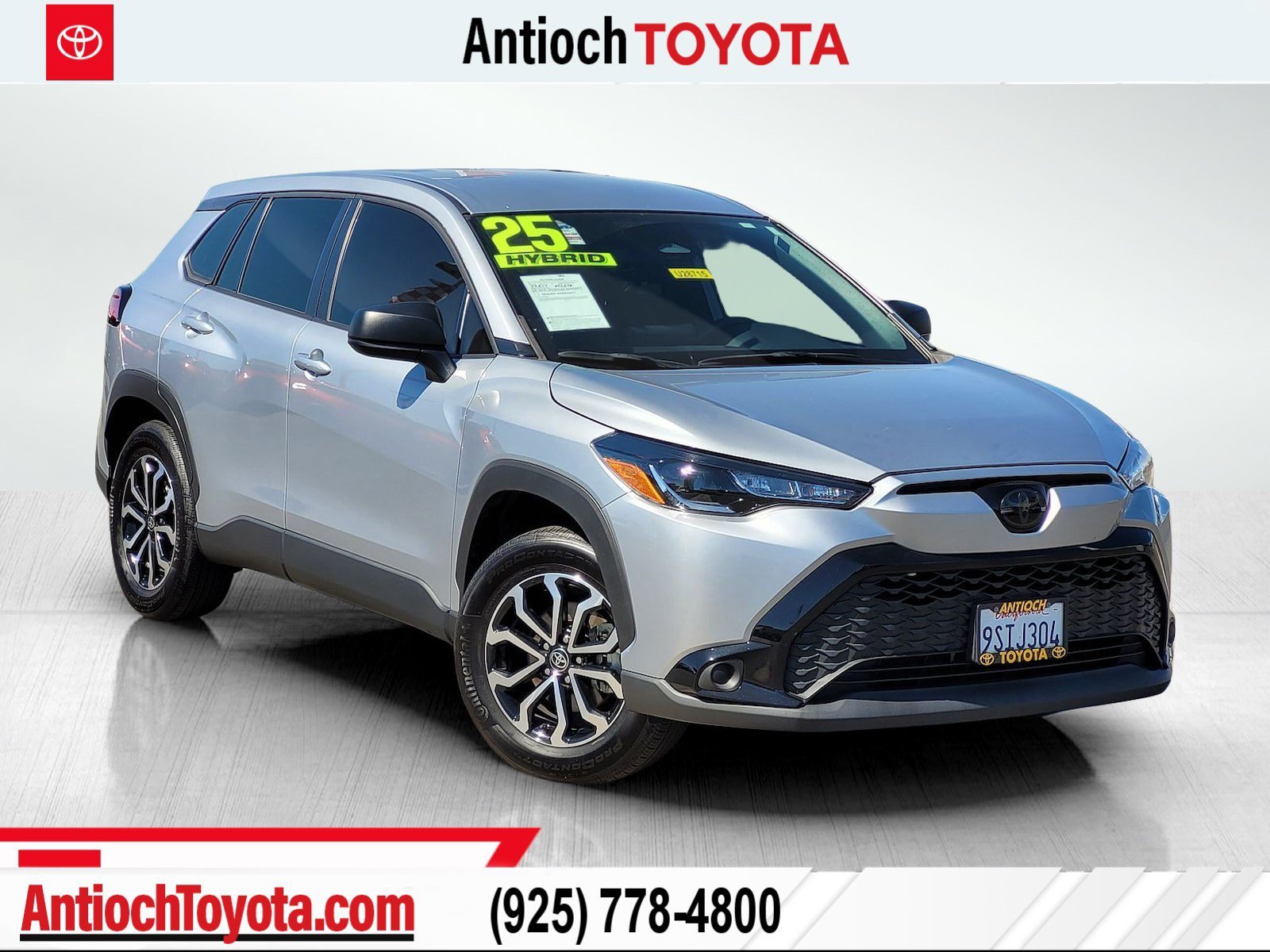 Used 2025 Silver Toyota  image 1