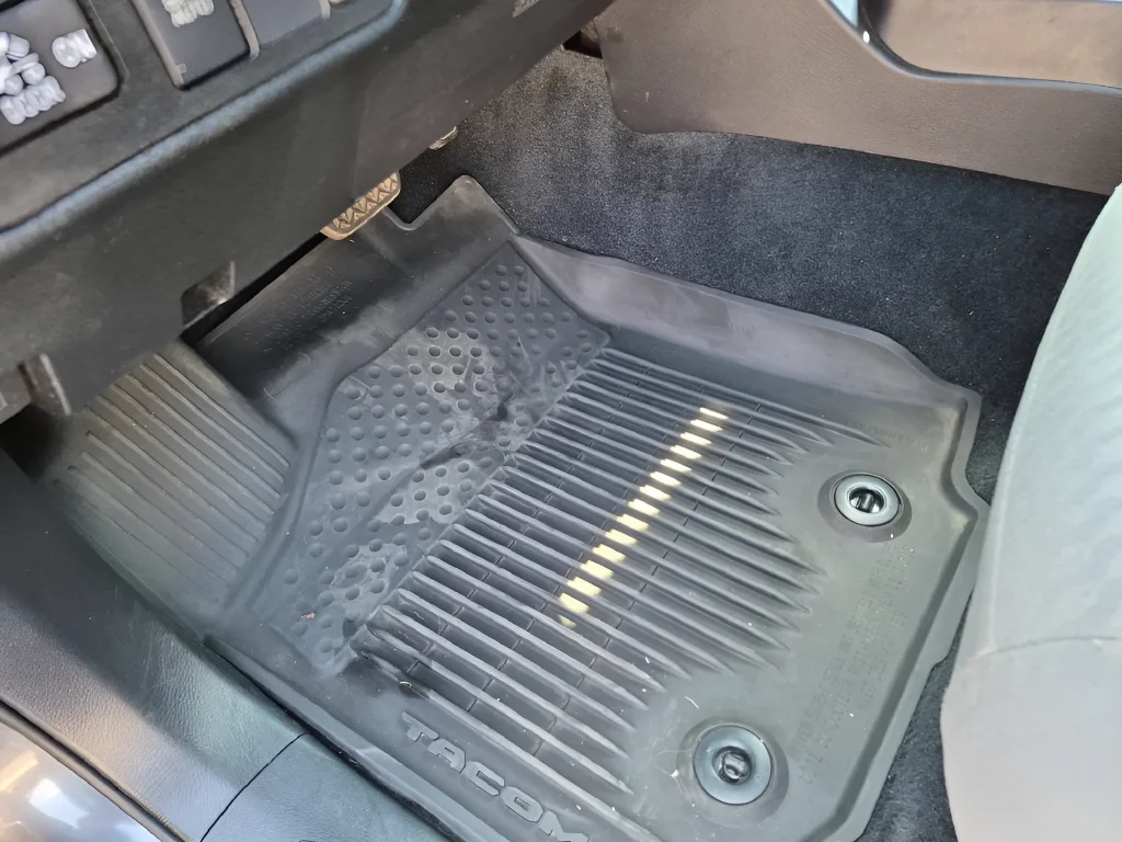 Used 2021 Gray Toyota SR image 19