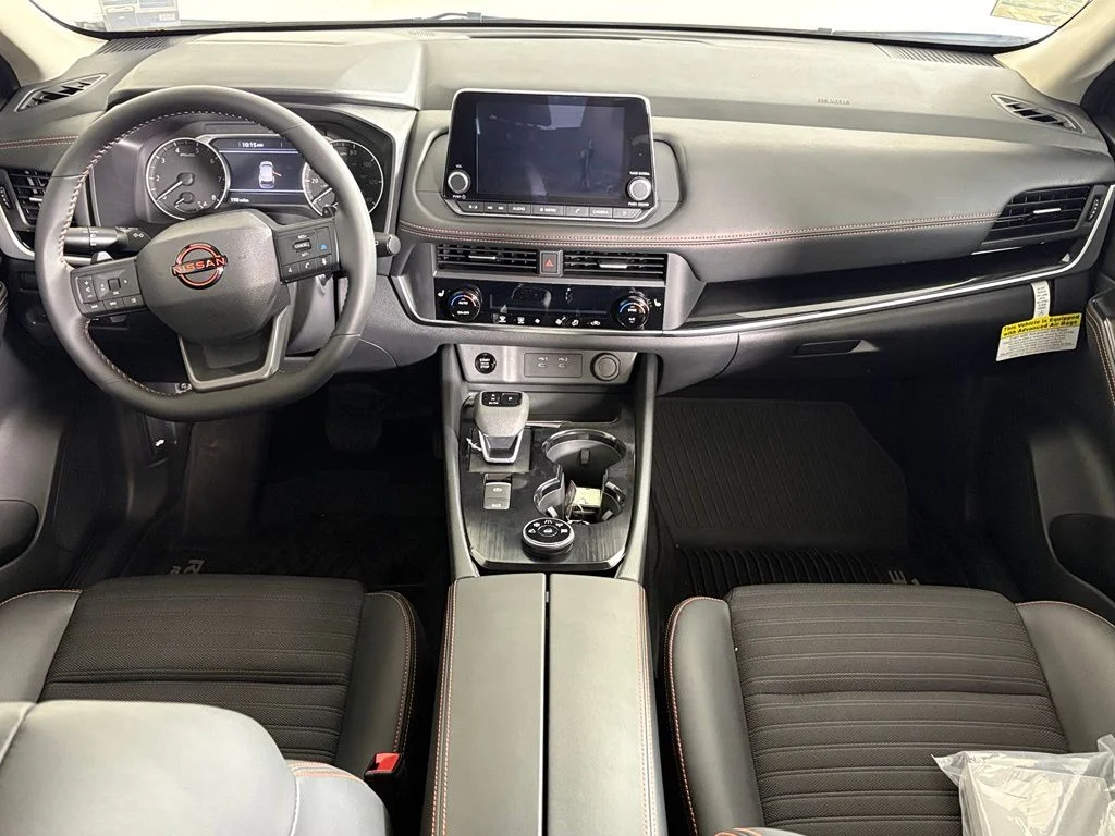 New 2026 Everest White Pearl TriCoat Nissan Rock Creek® image 15