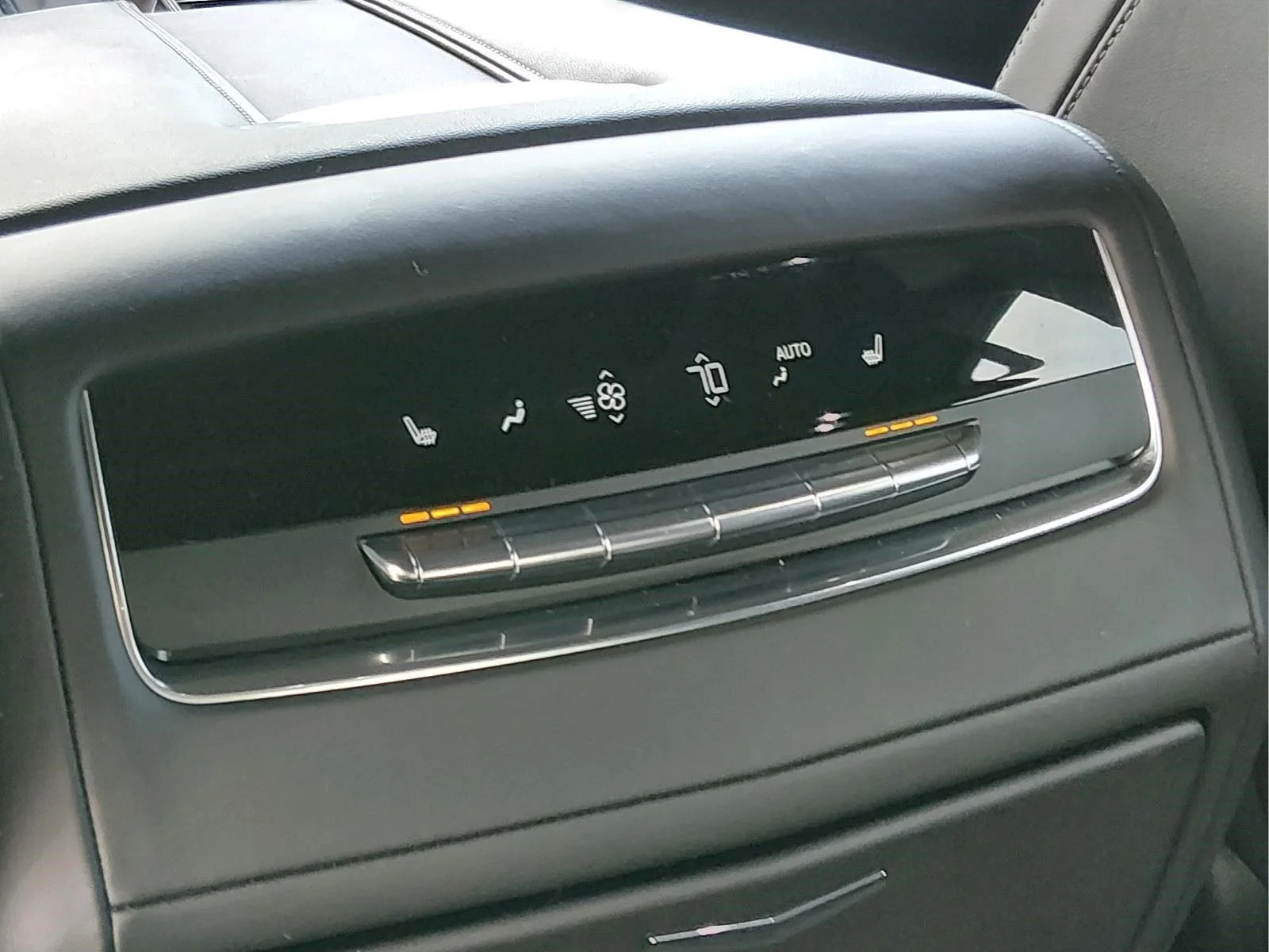 Used 2023 Crystal White Tricoat Cadillac 4WD Sport Platinum image 12