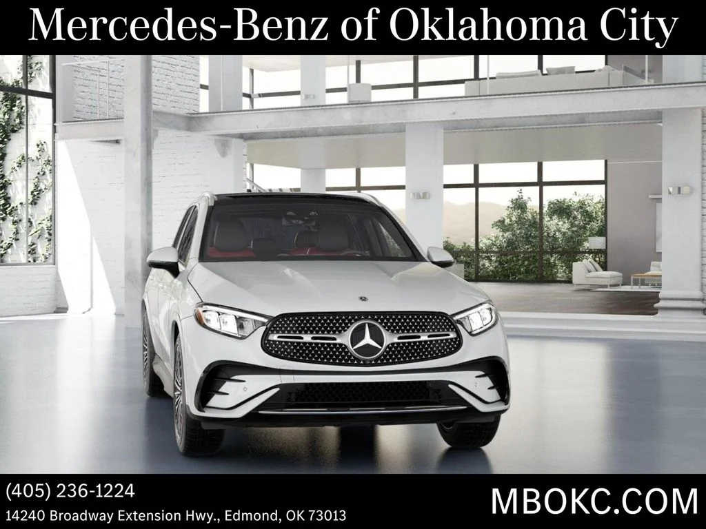 New 2026 MANUFAKTUR Moonlight White Metallic Mercedes-Benz GLC 300 image 9