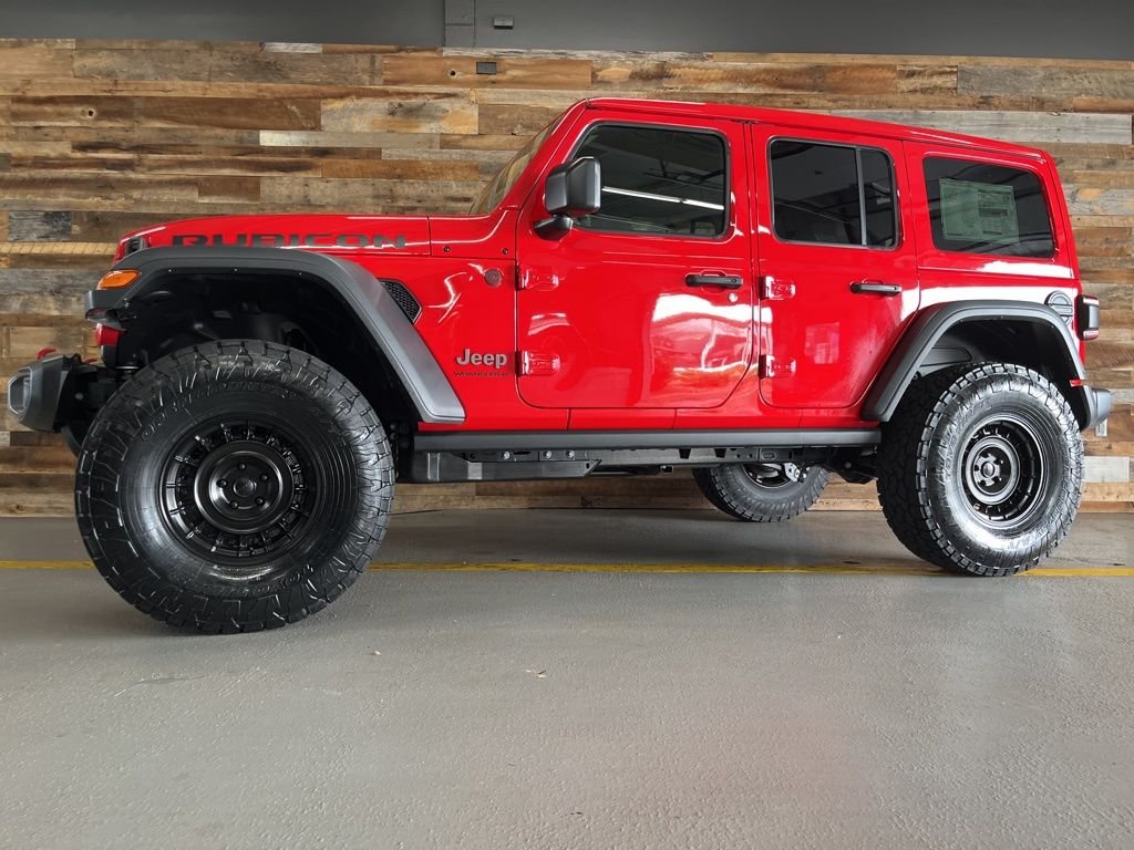 New 2026 Firecracker Red Clear-Coat Exterior Paint Jeep Rubicon image 57