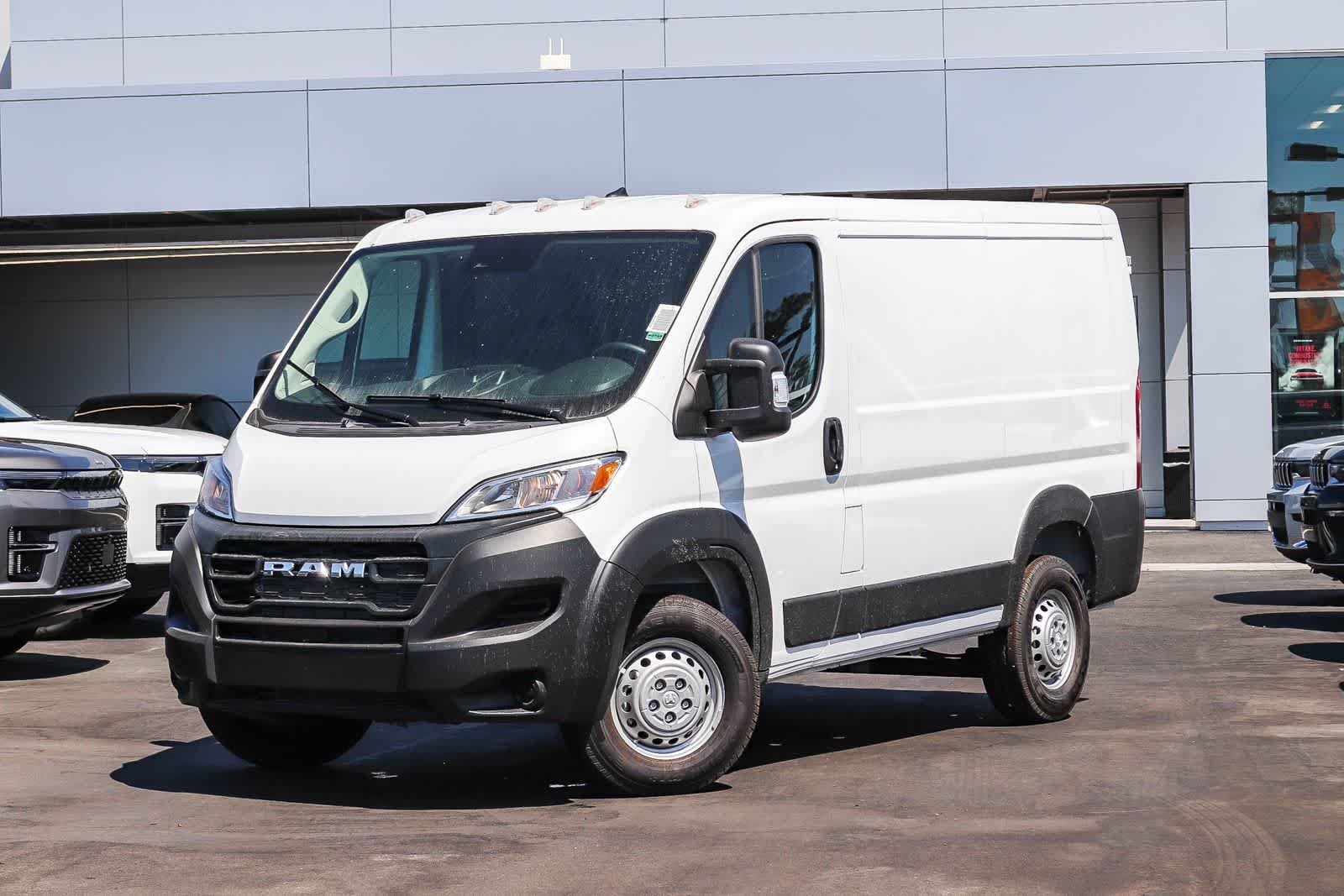 2026 RAM ProMaster Cargo Van Tradesman