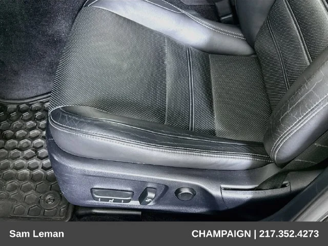 Used 2014 Black Lexus 350 image 19