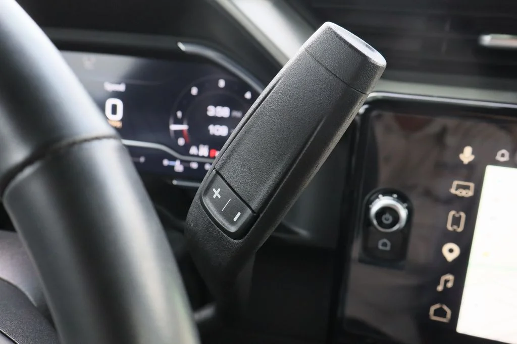 Used 2025 Black GMC Denali image 21