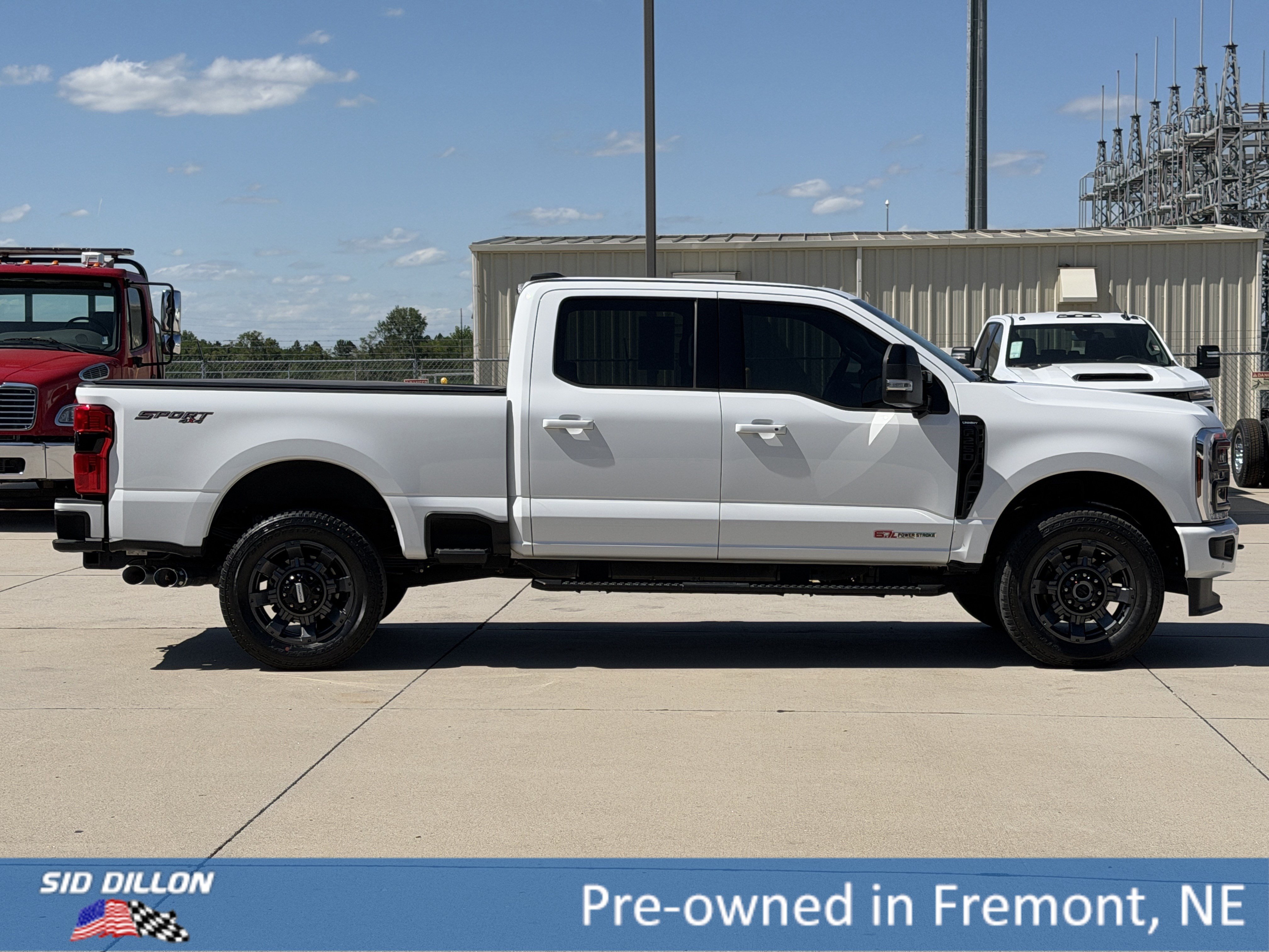 Used 2024 White Ford LARIAT image 3