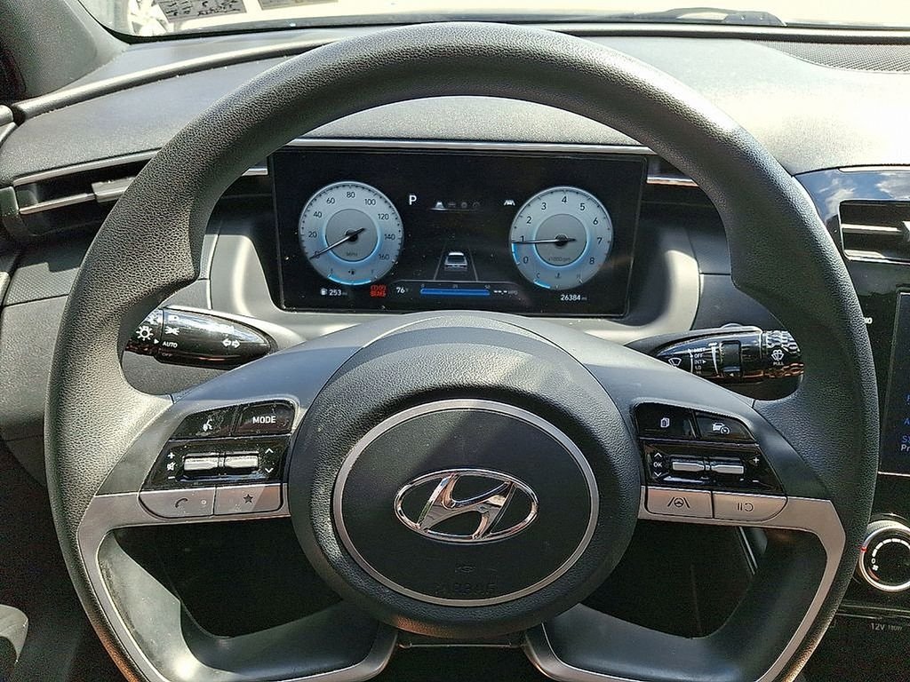 Used 2022 Black Hyundai SEL image 18