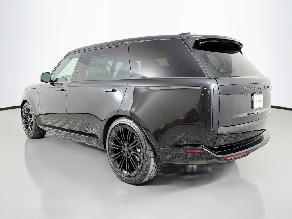 New 2027 Santorini Black Land Rover SE image 7