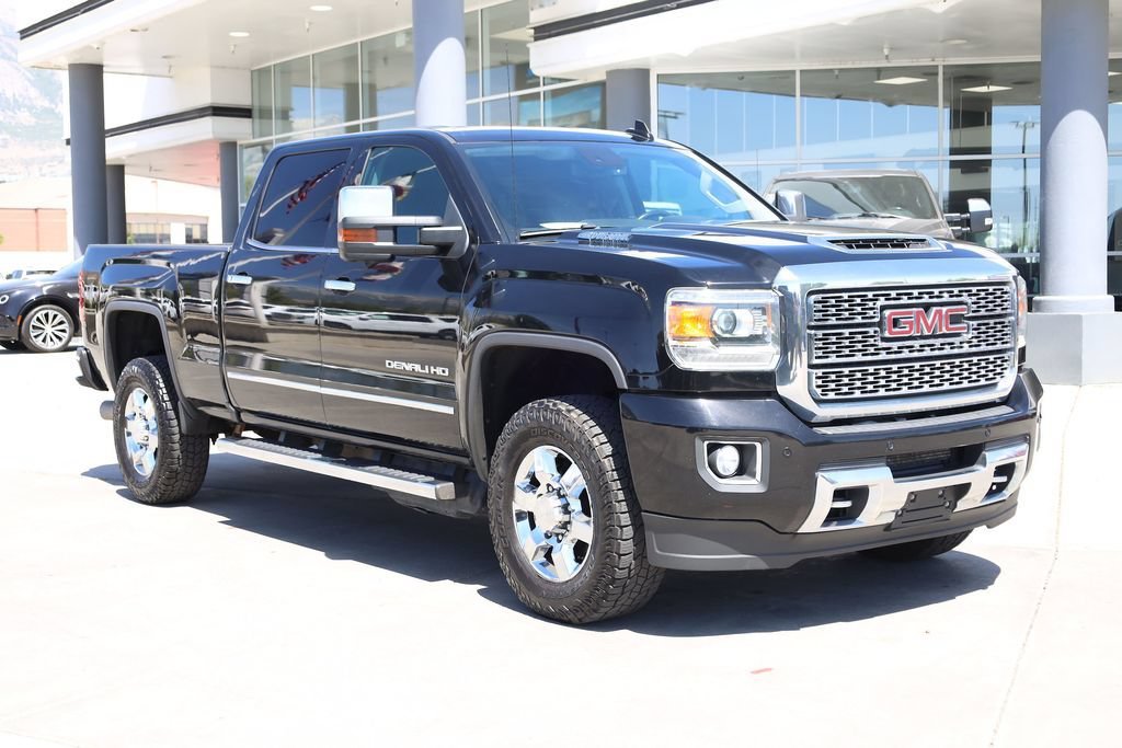 Used 2018 ONYX BLACK GMC Denali image 8