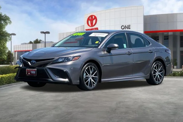 Certified Used 2024 Gray Toyota SE image 10
