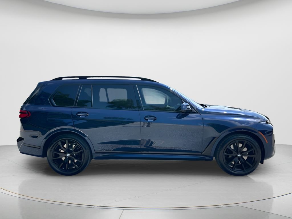 Certified Used 2026 Tanzanite Blue II Metallic BMW xDrive40i image 4
