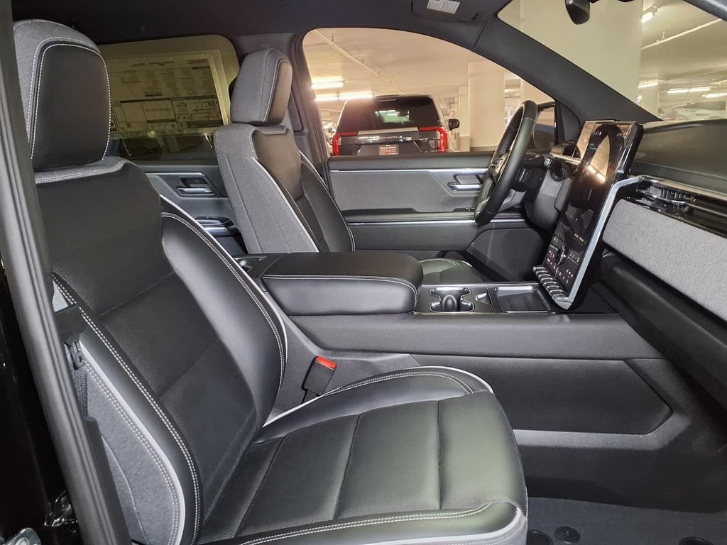 Used 2026 Onyx Black GMC Elevation Extended Range image 6