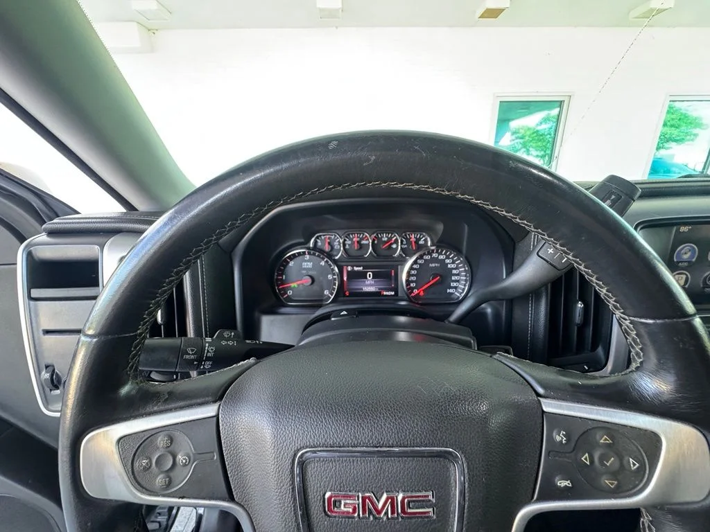 Used 2014 Black GMC SLE image 32