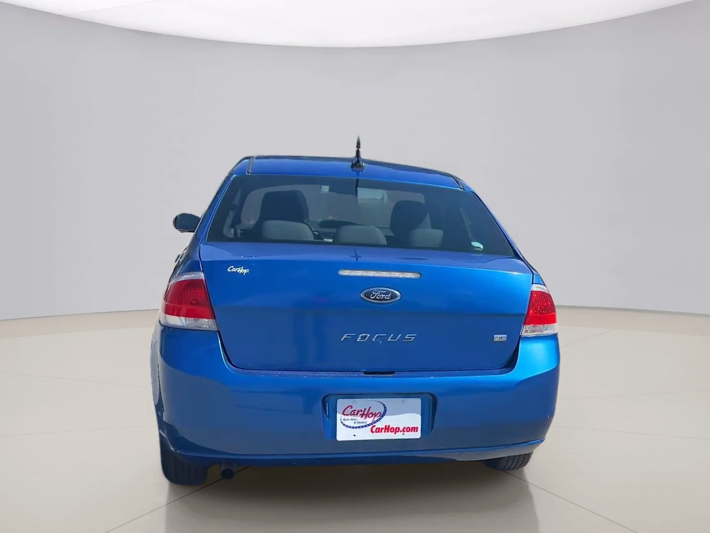 Used 2010 Blue Ford SE image 5