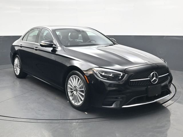 Used 2023  Mercedes-Benz E 350 image 2
