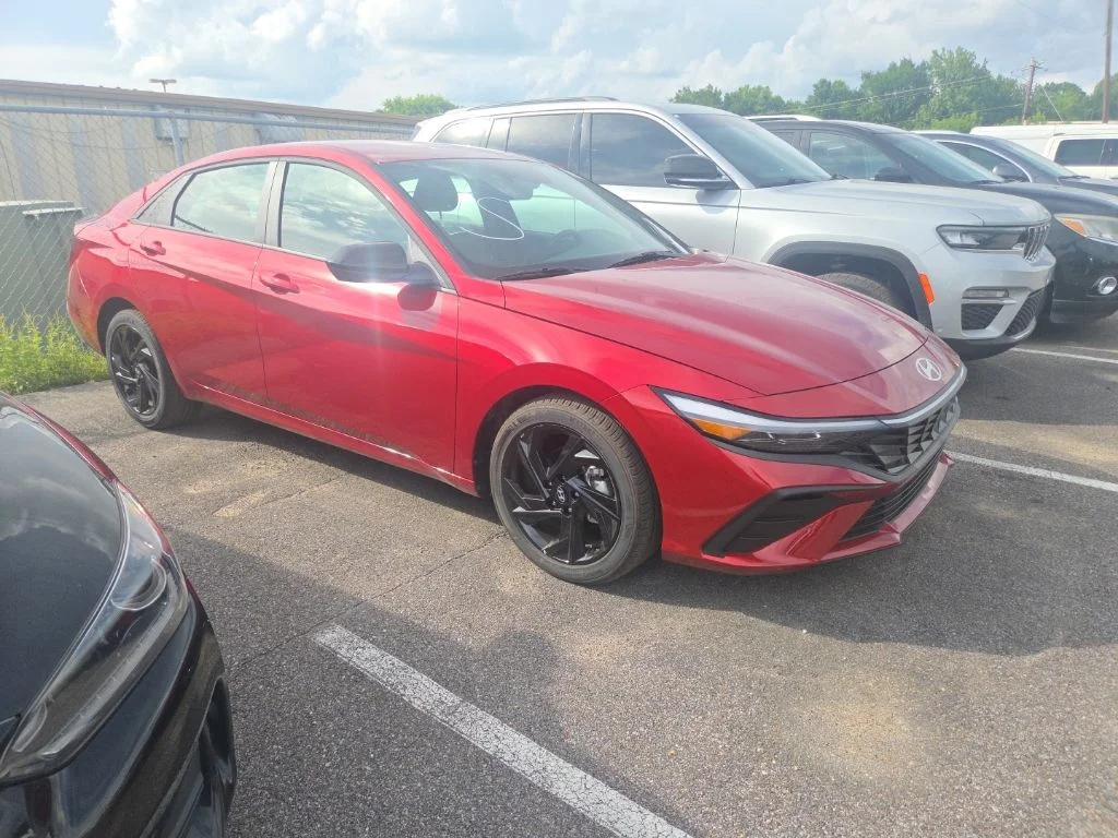 Certified Used 2026 Red Hyundai SEL Sport image 3