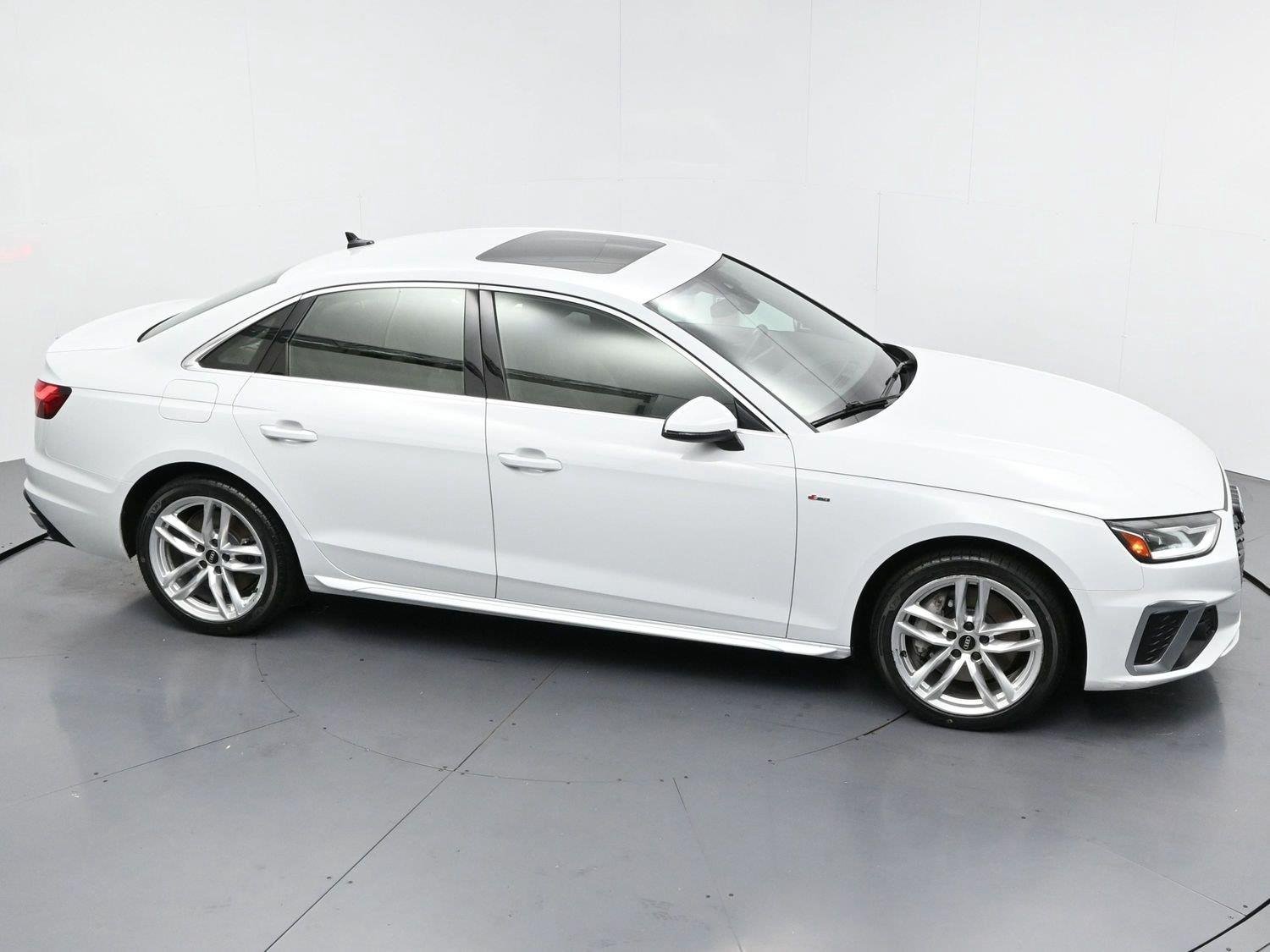 Used 2021 Glacier White Metallic Audi S line Premium image 36
