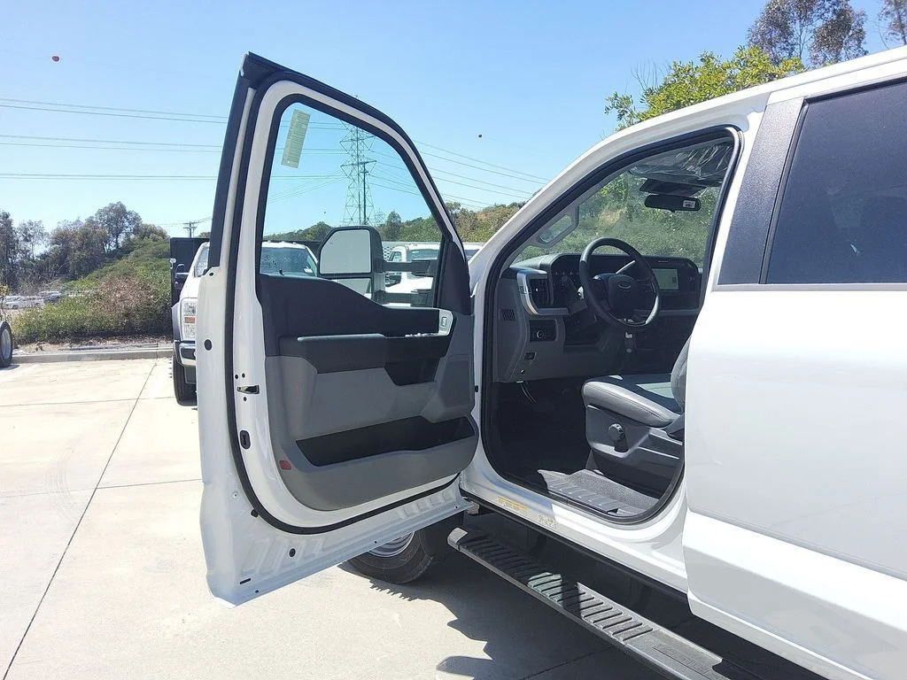 New 2026 White Ford XL image 5