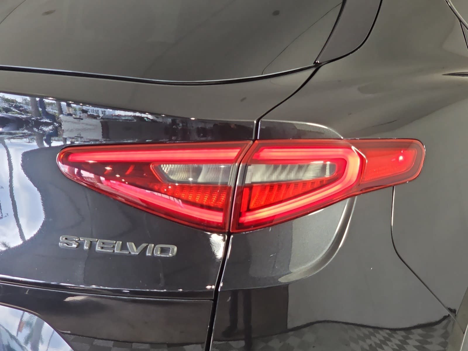 Used 2020 Black Alfa Romeo Base image 30