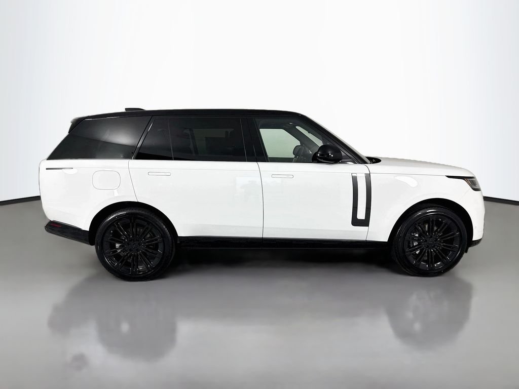 New 2026 Fuji White Land Rover SE image 8