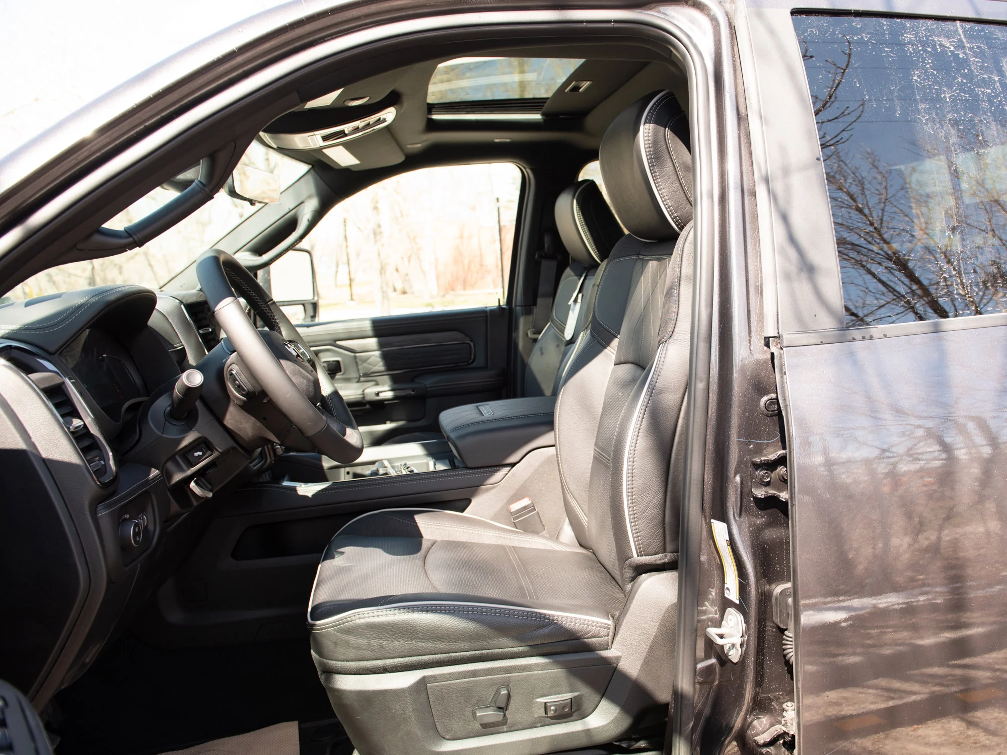 New 2026 Grey RAM Limited* image 22