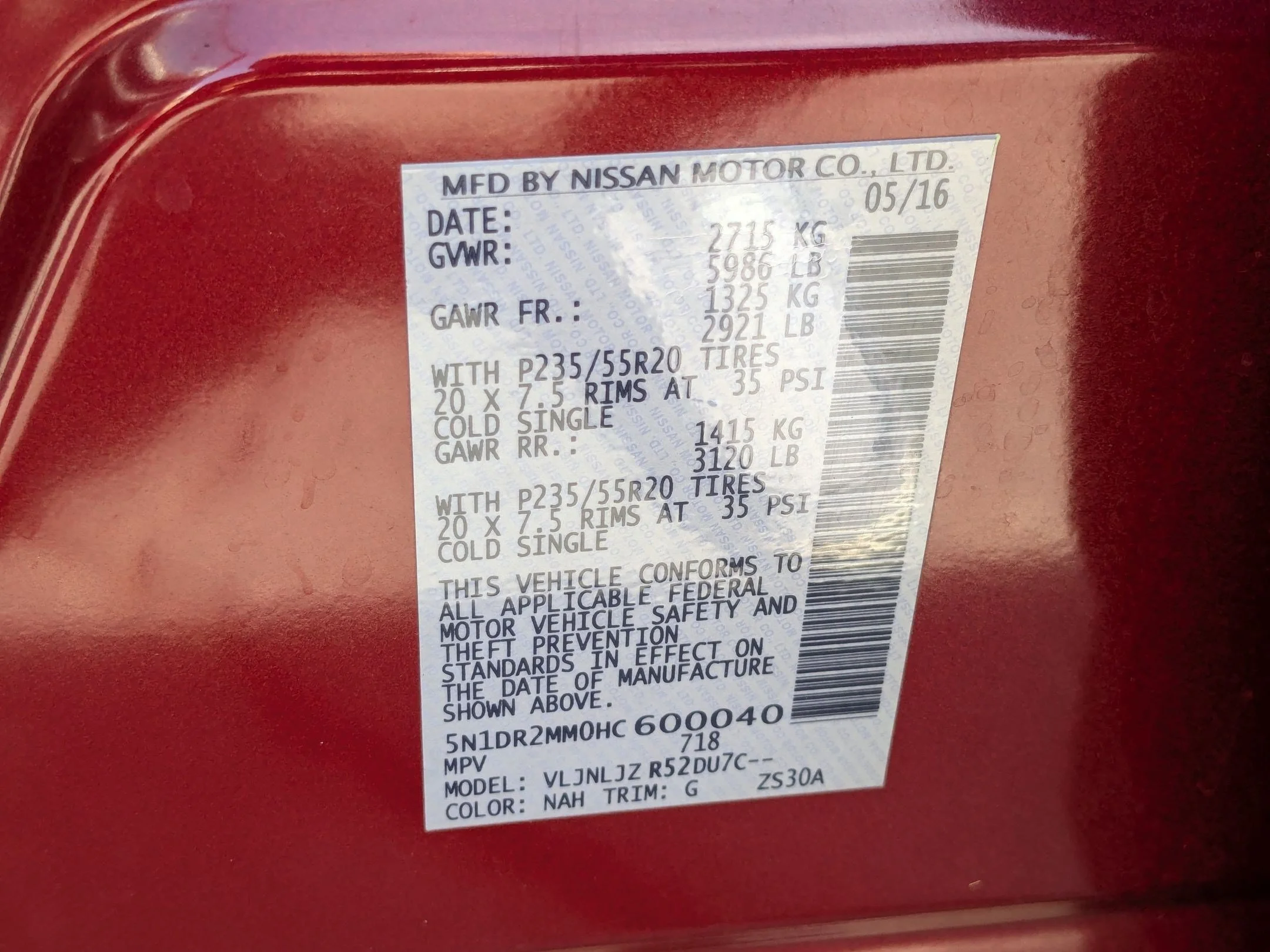 Used 2017 Cayenne Red Metallic Nissan Platinum image 35