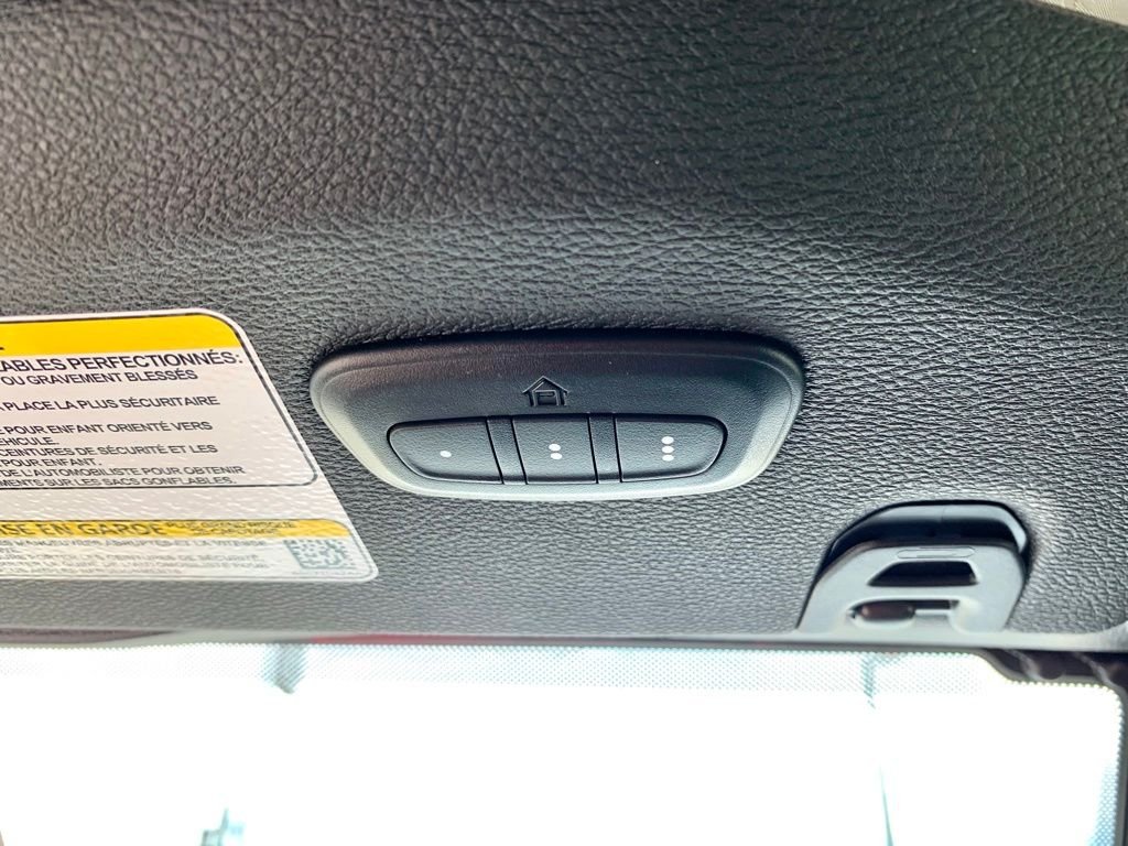 Used 2024 Silver Jeep Mojave image 40