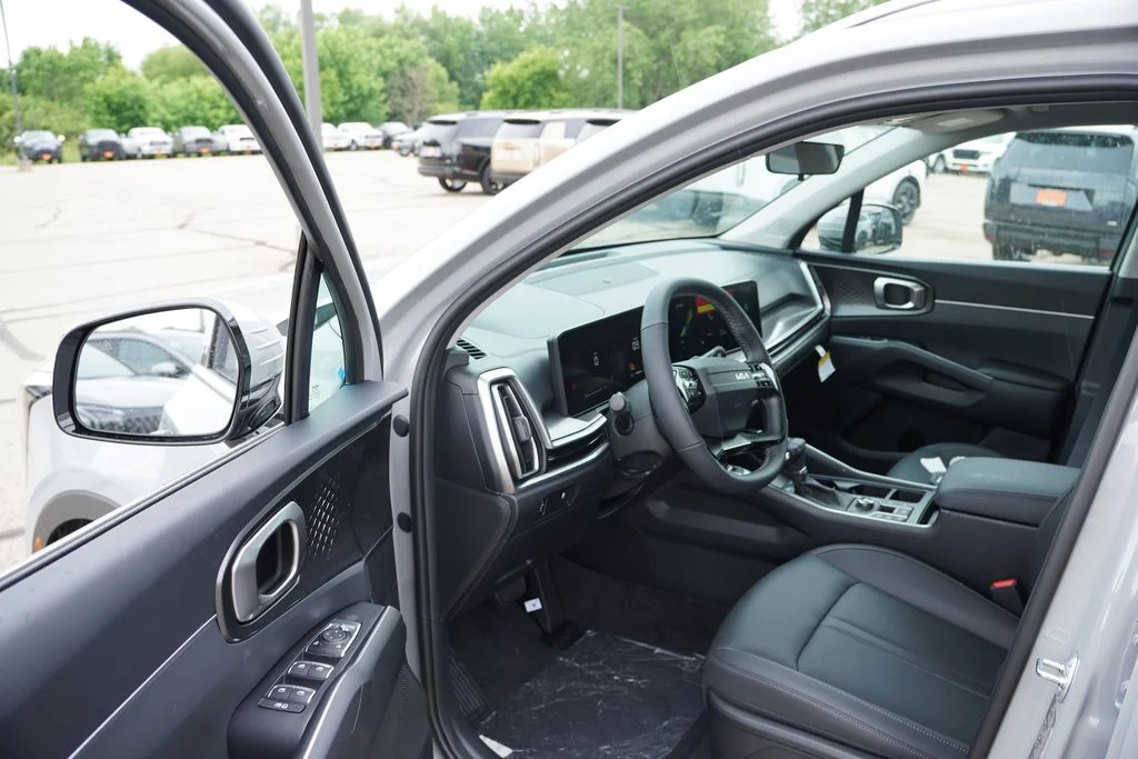 New 2026 Wolf Gray Kia S image 10