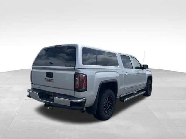 Used 2017 QUICKSILVER METALLIC GMC SLT image 5