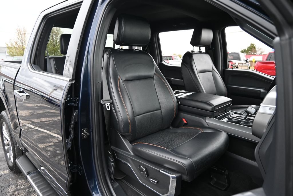 Used 2024 Black Ford Lariat image 25