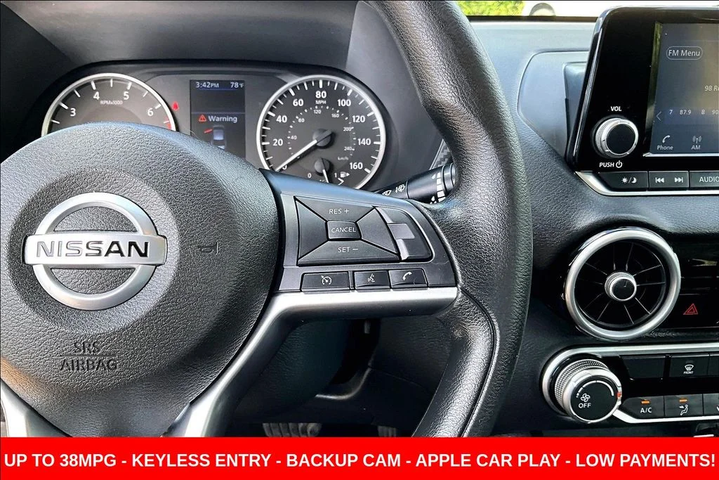 Used 2022 White Nissan S image 14