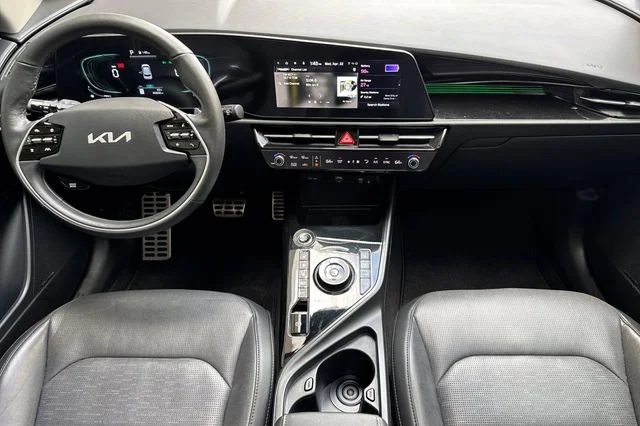 Used 2023 Blue Kia SX image 15